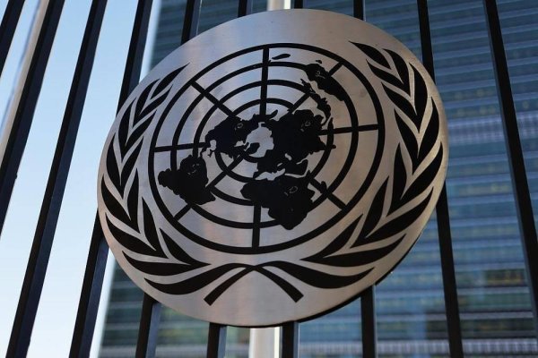 嘉正网  国家统计局：4月份国民经济顶住压力稳定增长